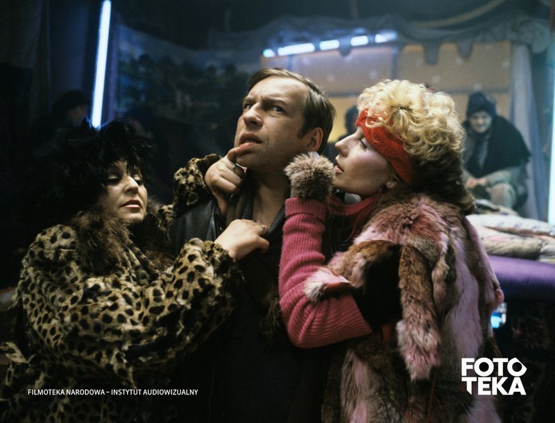Fotosy do filmu „O-bi, o-ba. Koniec cywilizacji” / Autor: Renata Pajchel / Źródło: FINA