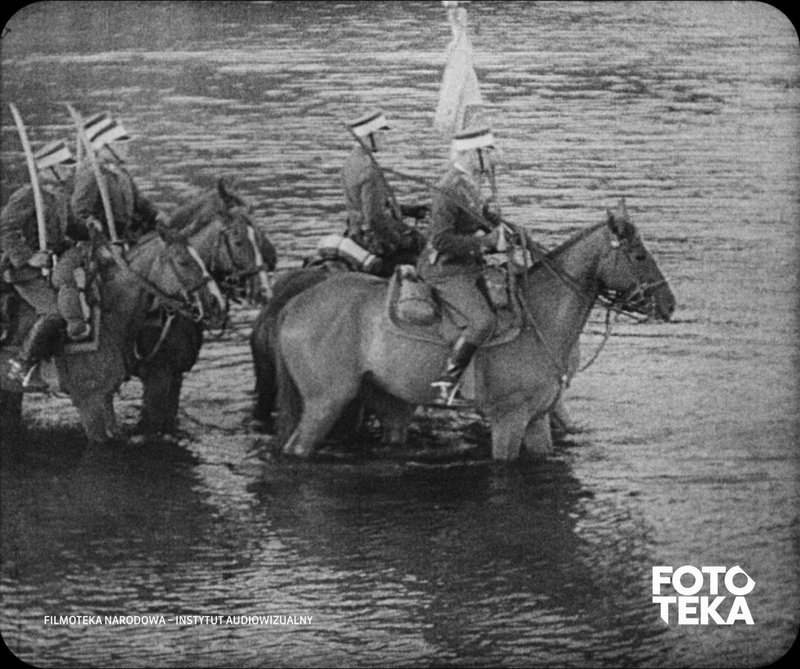 Kadry z filmu „Sztandar wolności” / Źródło: Filmoteka Narodowa - Instytut Audiowizualny