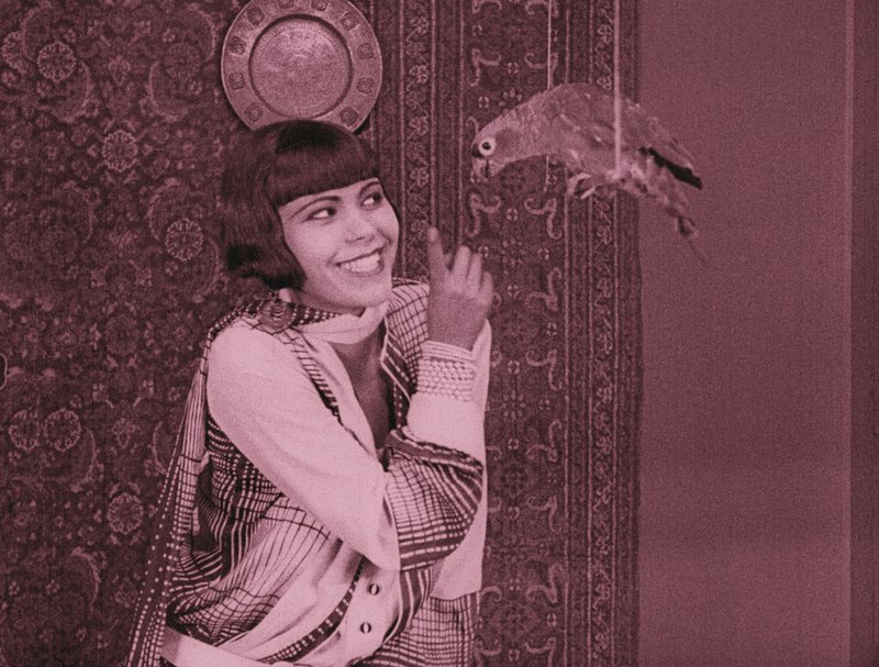 Kadr z filmu „Zew morza” z roku 1927, reż. Henryk Szaro, na zdj. Nora Ney/FINA