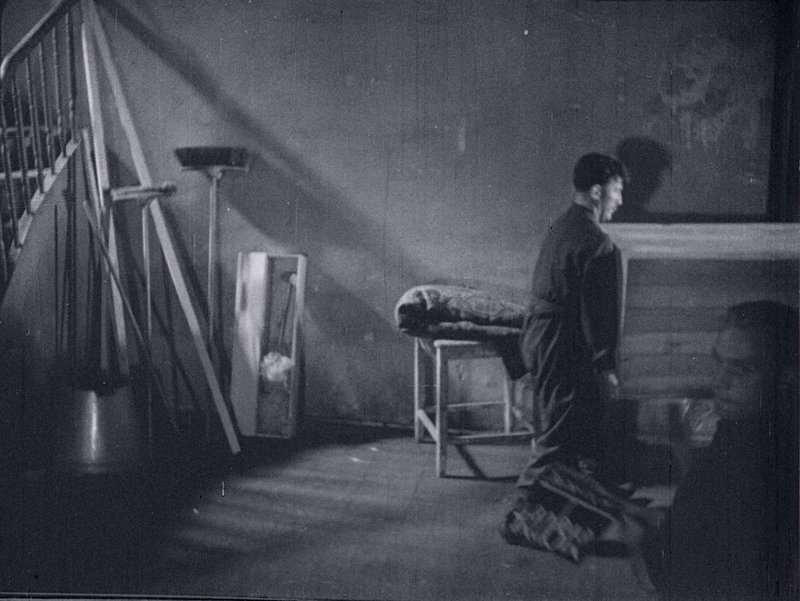 Kadr z filmu „Jadzia” z 1936 roku - z prawej strony widać klapsera/FINA