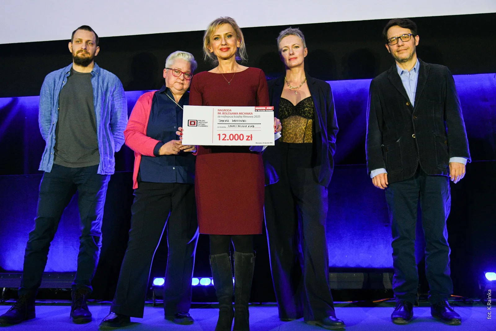 Justyna Sobolewska odbiera Nagrodę im. Bolesława Michałka w imieniu swojego ojca Tadeusza Sobolewskiego