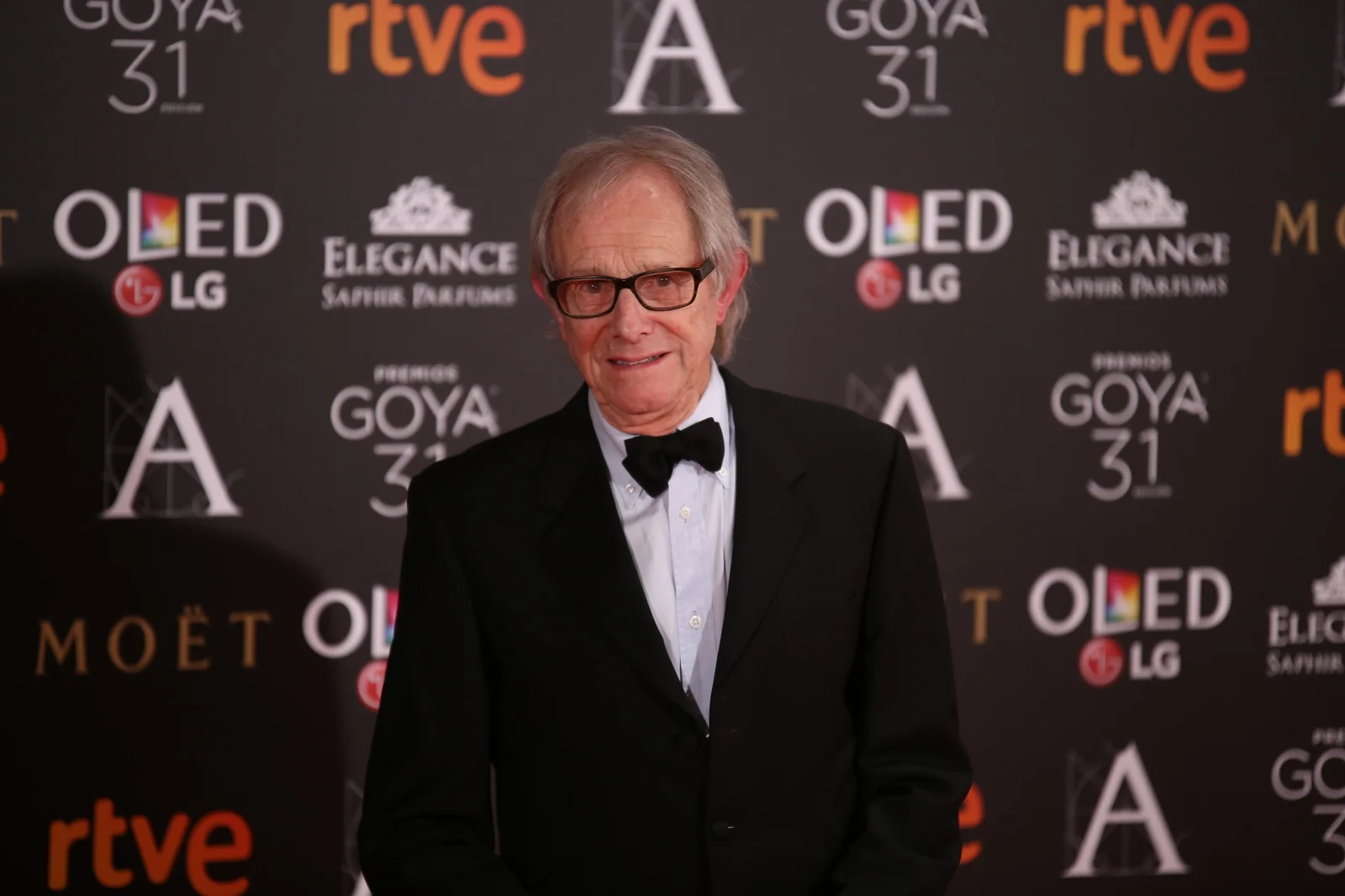Ken Loach na rozdaniu nagród Goya w 2017 roku, fot. Rubén Ortega; CC-BY-SA