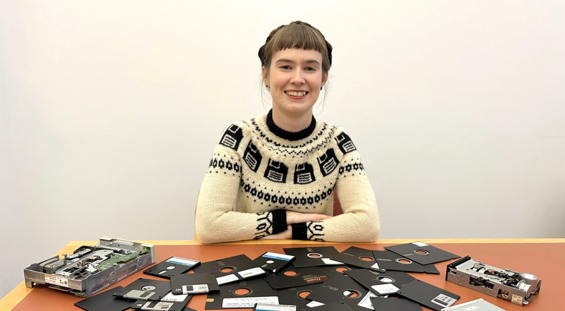 Leontien Talboom z University of Cambridge (UK), liderka projektu Future Nostalgia poświęconego ratowaniu archiwów zapisanych na dyskietkach. Projekt został nominowany do DPA 2026 za współpracę międzynarodową, fot. University of Cambridge