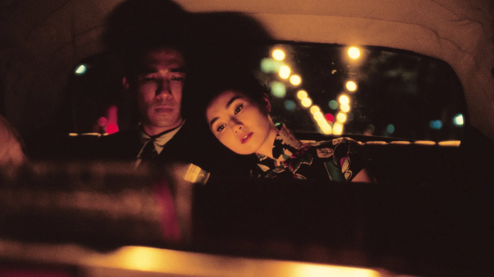 kadr z filmu „Spragnieni miłości”, reż. Wong Kar-Wai